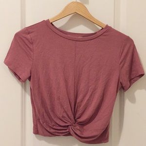 Dusty rose crop top 🌹